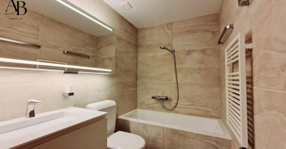 Die 2 Ahorn: Authentische renovierte Wohnung und ihre Terrassen, Présinge – Foto 11 von 13