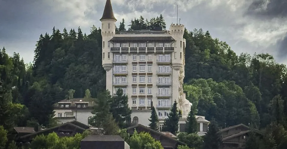 Charming appartment in the center of Gstaad - Valley & Palace views – photo 10 sur 13