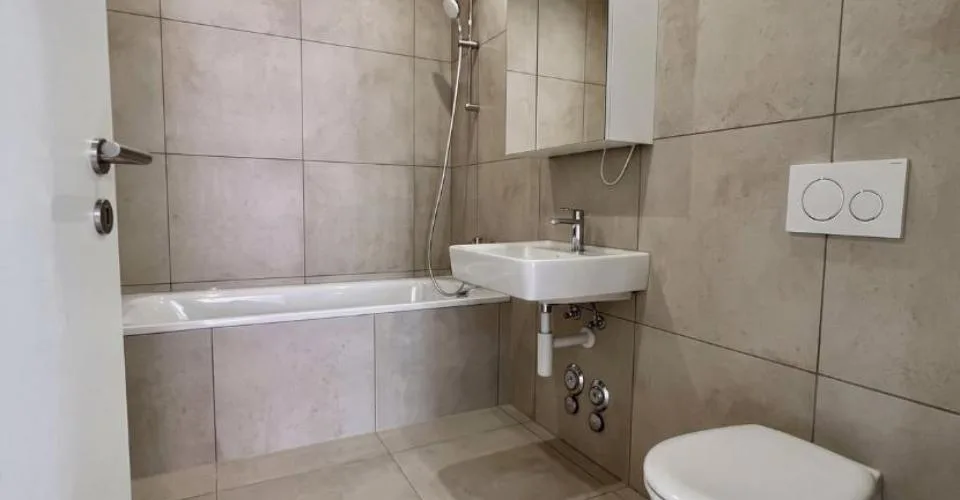 Appartement B - 2,5 pièces, avec balcon - Cadre agréable à Couvet – foto 12 di 14