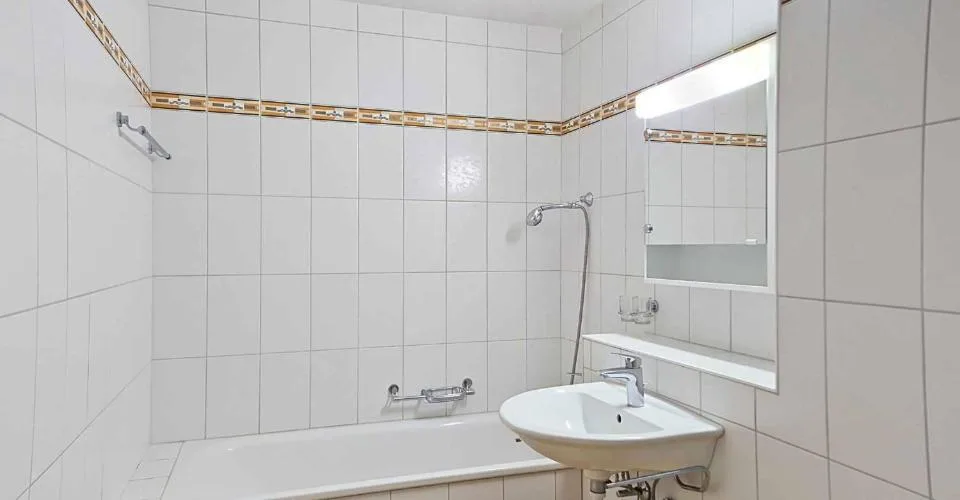 4,5 Zimmer mit schönen Volumen und großem Balkon – Foto 7 von 12