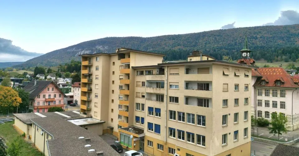 Malleray, immeuble locatif avec 6.65% de rendement – foto 3 di 13
