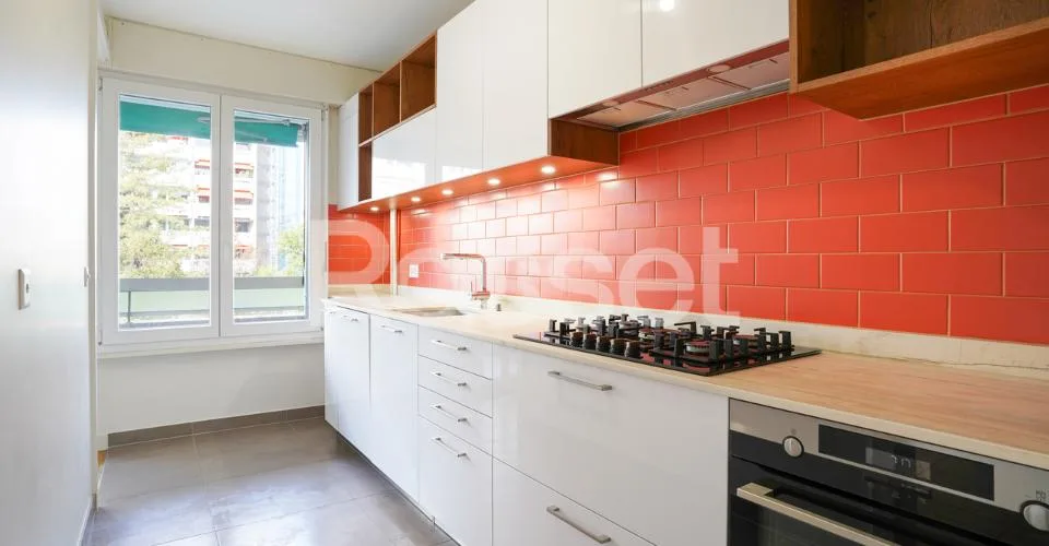Bel appartement traversant et entièrement rénové de 4,5 pièces – Foto 6 von 13