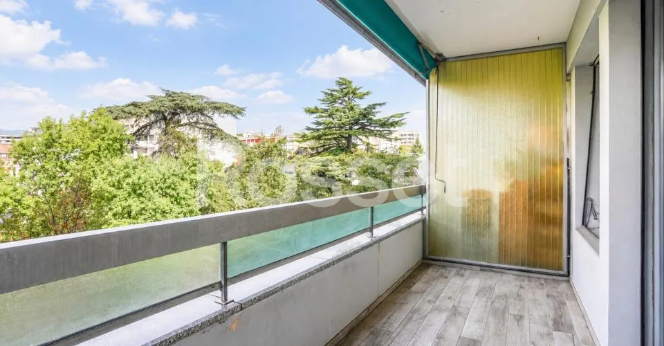 Bel appartement traversant et entièrement rénové de 4,5 pièces – Foto 12 von 13