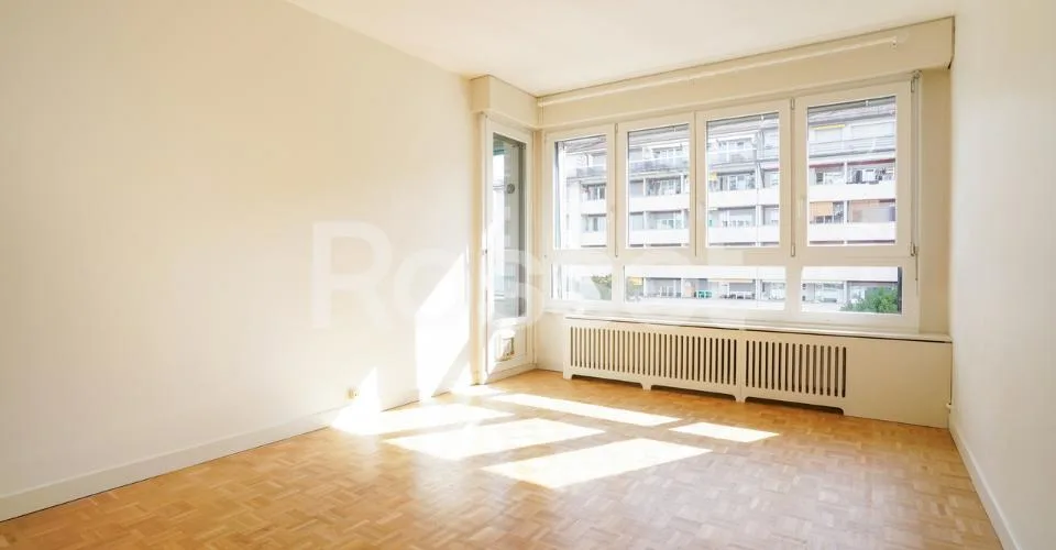 Bel appartement traversant et entièrement rénové de 4,5 pièces – Foto 8 von 13