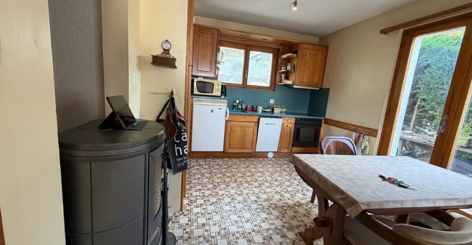 Spacieux appartement 4,5 pièces dans le village de Basse-Nendaz – Foto 2 von 13