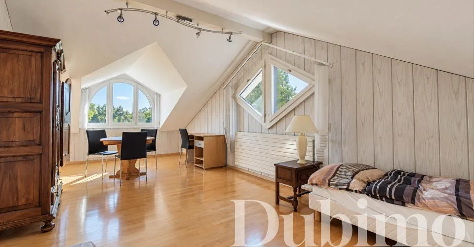 Einzigartiges 8.5-Zimmer-Familienhaus mit großem Garten in Cottens – Foto 10 von 13