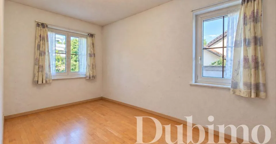 Einzigartiges 8.5-Zimmer-Familienhaus mit großem Garten in Cottens – Foto 8 von 13