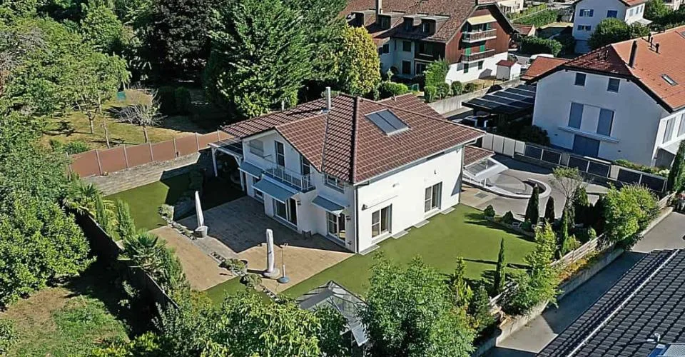Exclusivité - Propriété coup de coeur, villa individuelle au calme – photo 15 sur 27