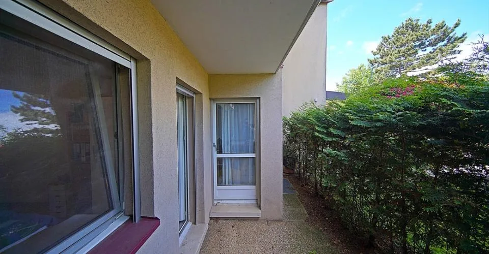 Spacieux rez-de-jardin bien situé – photo 23 sur 26