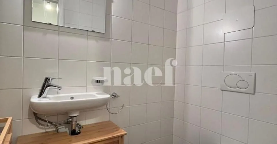 Geräumige Wohnung in der Nähe aller Einrichtungen – Foto 4 von 5