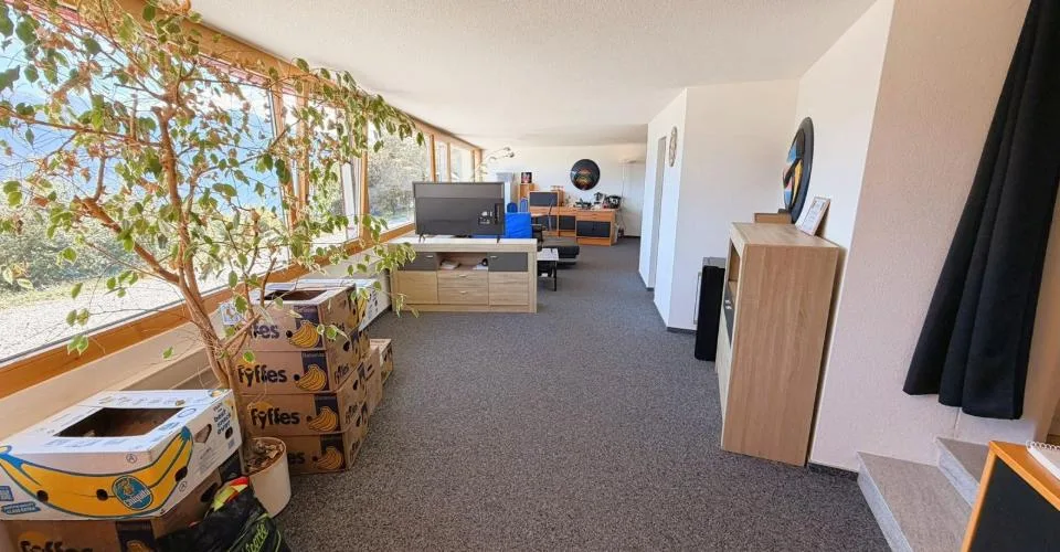 Magnificent 2.5-room loft - Very spacious & very bright - Superb view - Quiet location - Well situated – photo 2 of 17