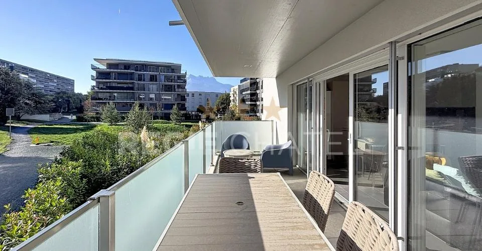 Ravissant 2.5 pièces avec grand balcon – photo 2 sur 8