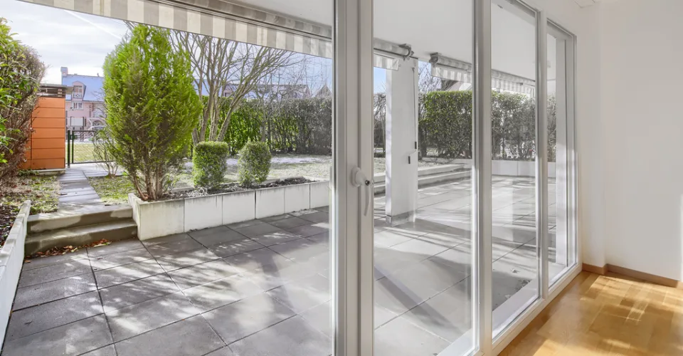 Grand logement de 6.5 pièces avec jardin – Foto 6 von 7