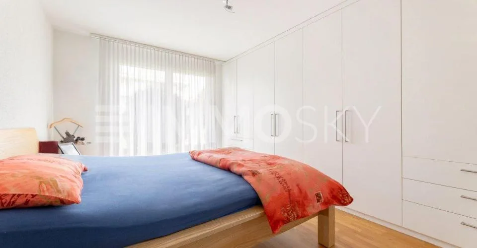 Light and Sun: Attractive Apartment with Two Seating Areas – photo 5 of 5