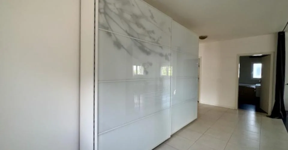 De nouvelles rénovations à ce bien de 6 pièces en duplex + 3 pièces - Terrasses, couvert à voitures – foto 16 di 26