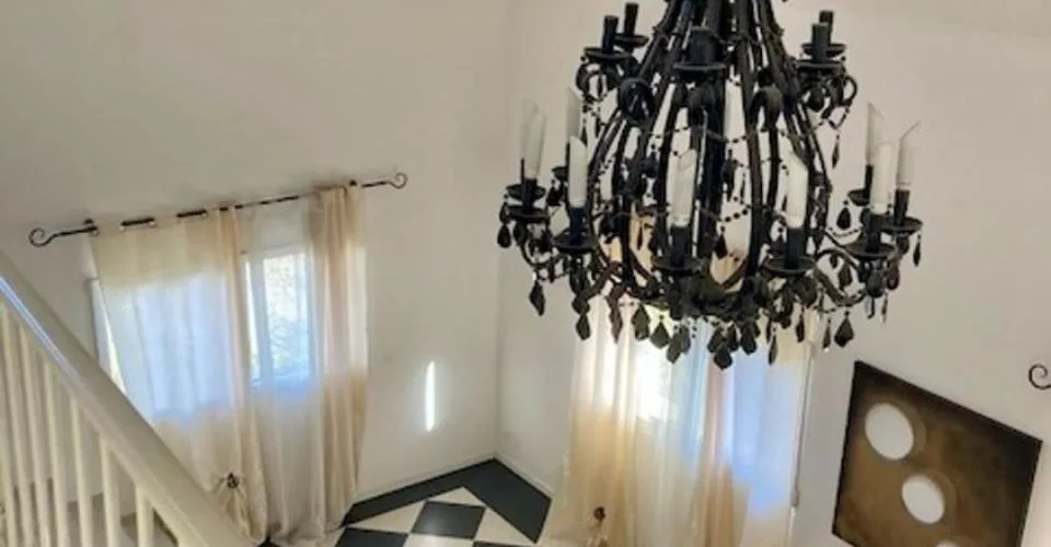 De nouvelles rénovations à ce bien de 6 pièces en duplex + 3 pièces - Terrasses, couvert à voitures – foto 25 di 26