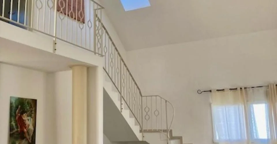 De nouvelles rénovations à ce bien de 6 pièces en duplex + 3 pièces - Terrasses, couvert à voitures – foto 26 di 26