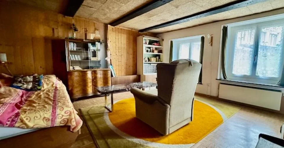 Exklusiv: Einfamilienhaus zur Renovierung in Brenets – Foto 11 von 26