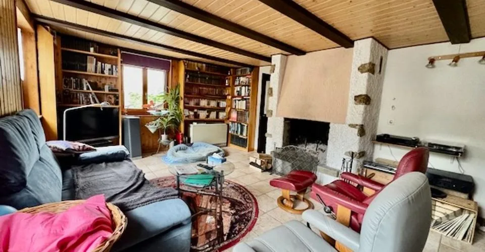 Exklusiv: Einfamilienhaus zur Renovierung in Brenets – Foto 5 von 26