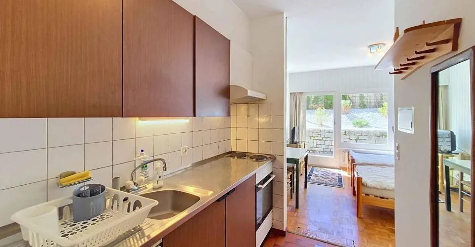 Außergewöhnliche Lage - 4.5 Zimmer MIT ATEMBERAUBENDER AUSSICHT AUF DEN GOLFPLATZ UND UNABHÄNGIGEM STUDIO – Foto 19 von 19