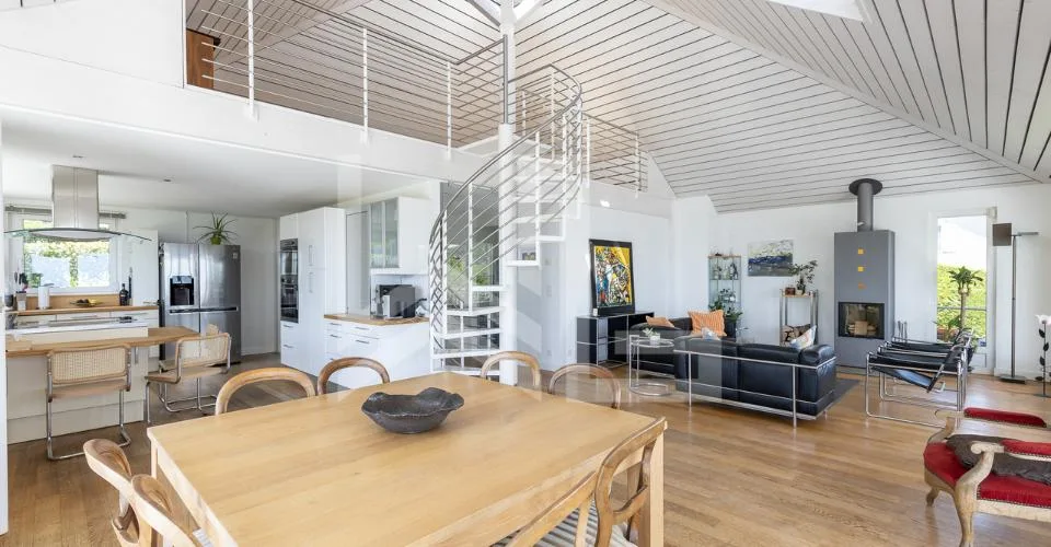 Superbe propriété contemporaine avec vue panoramique – foto 2 di 10