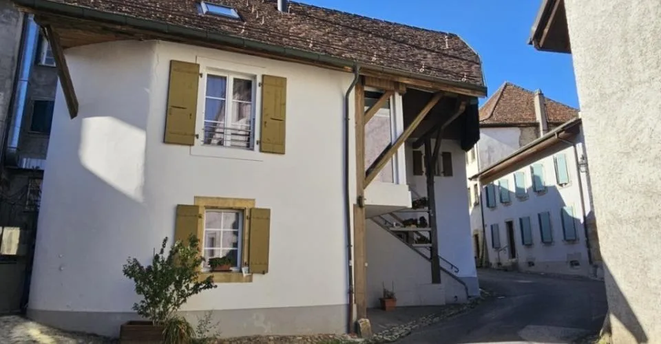 Maison villageoise de caractère – photo 2 sur 9