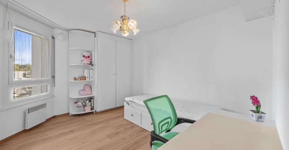 À vendre – Charmant appartement 4.5 pièces avec superbe vue sur le lac – photo 11 sur 14