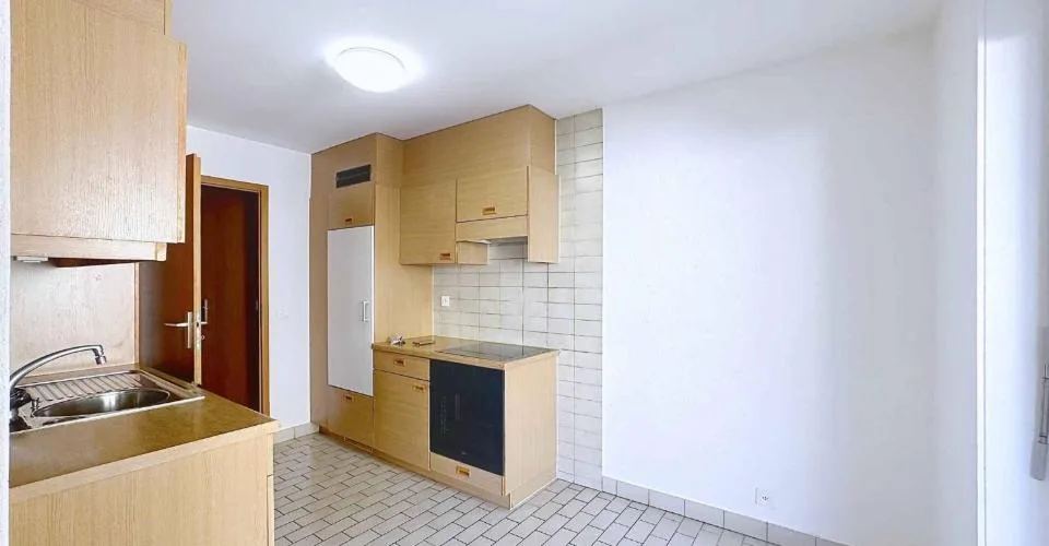 On the 1st floor - Large 3.5-room apartment on 1 level of 79 m2 + balcony – photo 6 of 12