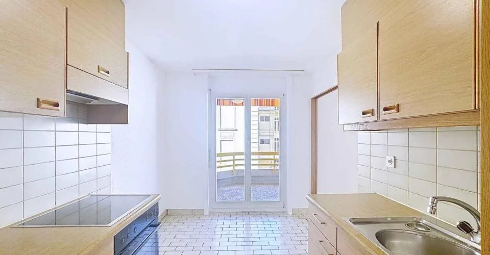 On the 1st floor - Large 3.5-room apartment on 1 level of 79 m2 + balcony – photo 5 of 12
