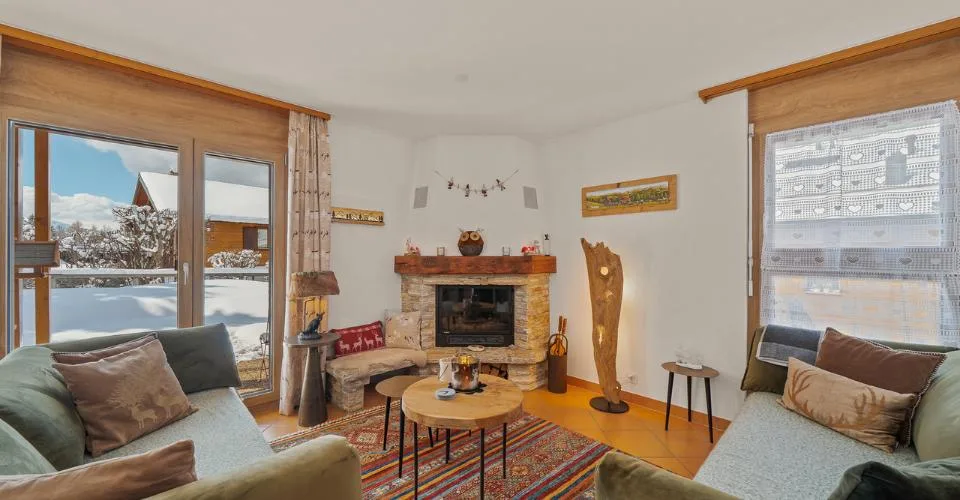 Rare ! Proche du golf - chalet traditionnel Disponible de suite – Foto 3 von 12