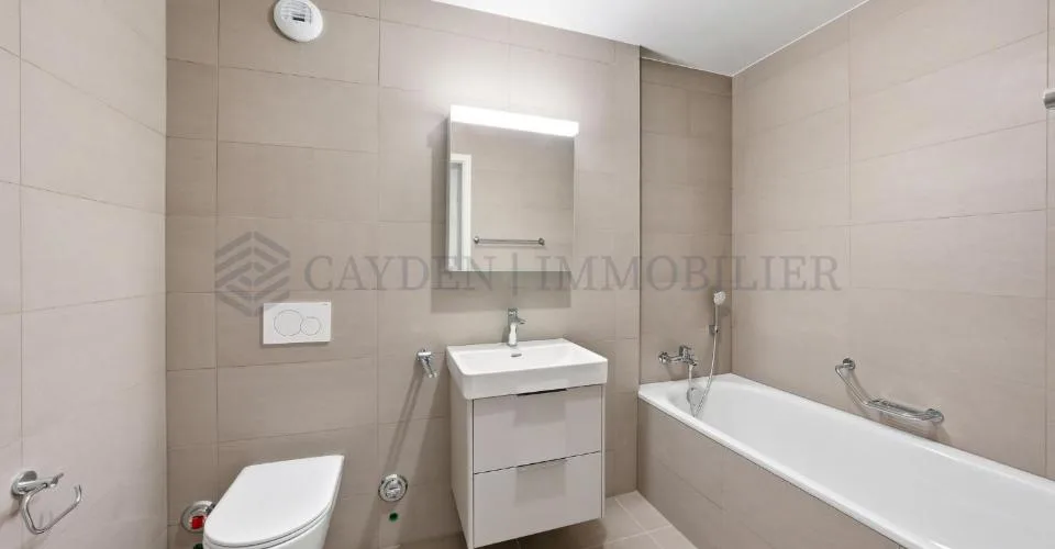 4 Pezzi rez-de-jardin con vista magnifica (Piano inferiore) - Lot 2.01 – foto 11 di 12