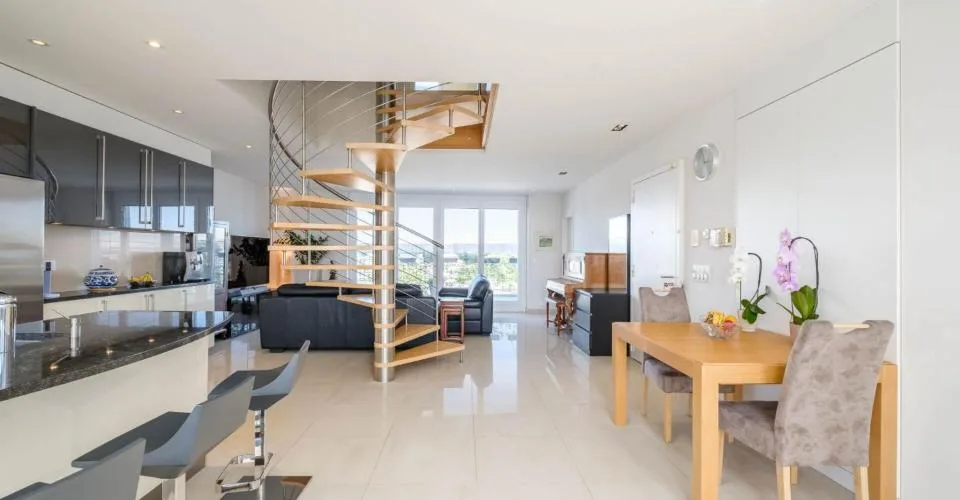 6 Zimmer Attikawohnung in Genève – foto 3 di 11
