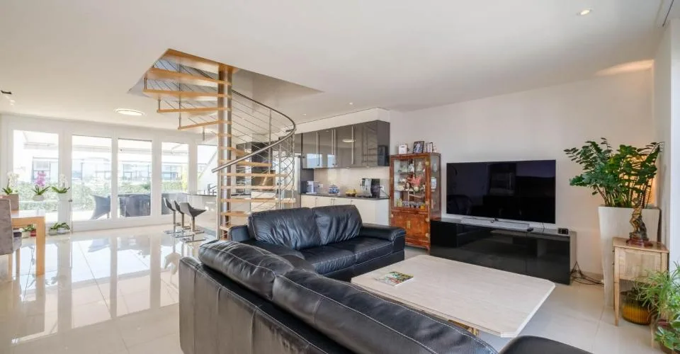 6 Zimmer Attikawohnung in Genève – foto 4 di 11