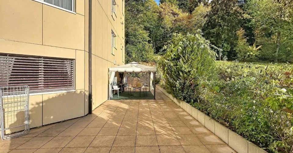 4,5 Zimmer mit Garten und separatem Eingang – Foto 4 von 10