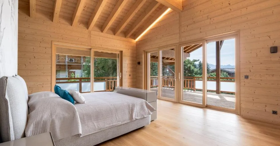 Chalet contemporaneo di 570 m2 a Crans-Montana – foto 9 di 32