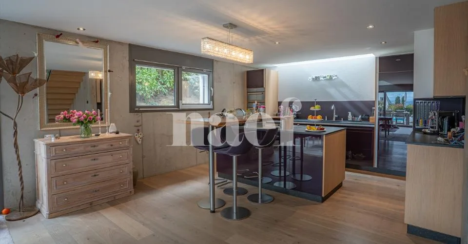Casa unifamiliare con 6.5 locali e piscina in vendita a Vallamand – foto 6 di 12