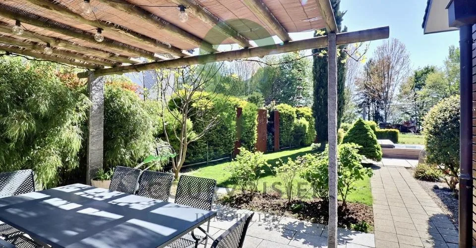 Belle maison de 7 pièces avec jardin, jacuzzi et vue sur le lac, aux portes de Rolle – foto 11 di 13