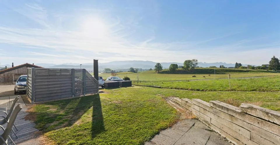 Beautiful house with 2 apartments and open view – photo 13 of 13