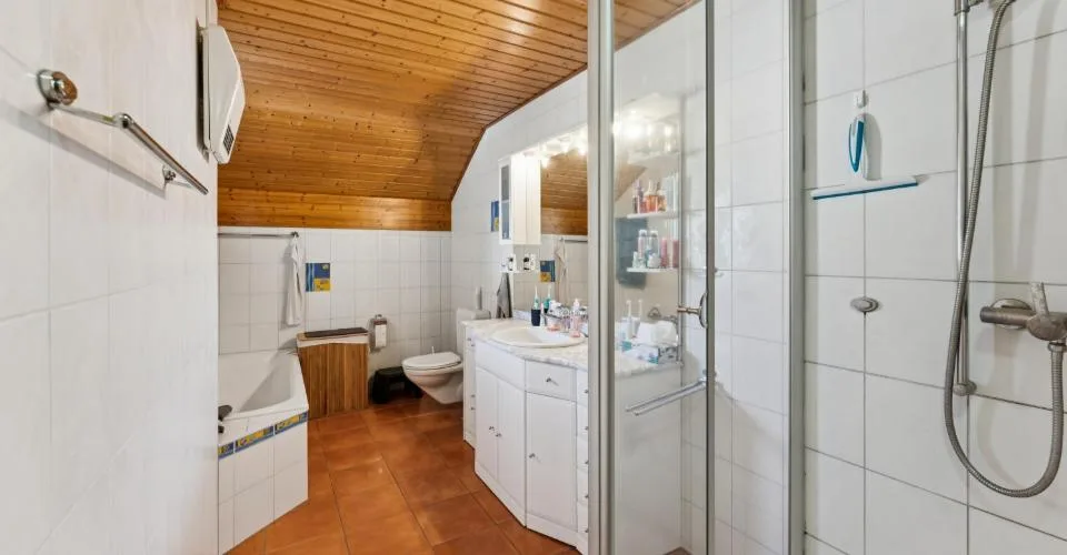 Beautiful house with 2 apartments and open view – photo 5 of 13