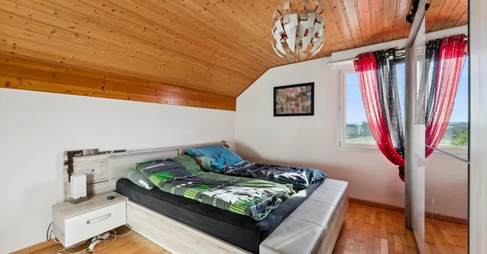 Beautiful house with 2 apartments and open view – photo 8 of 13