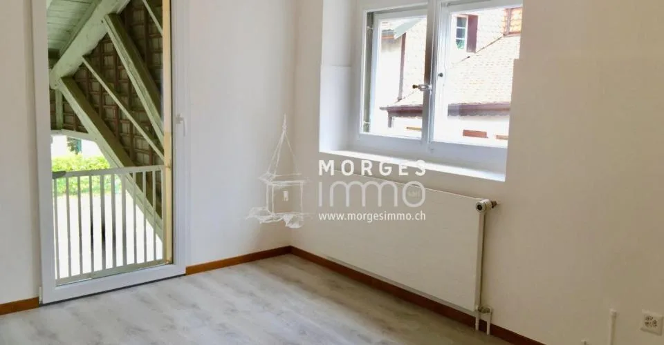 Yens, bel appartement de 4.5 pièces en duplex avec jardin – Foto 3 von 10