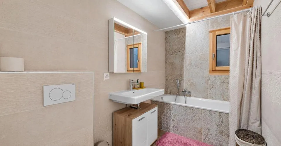 VILLA A SCHIERA MAGNIFICA 3 LOCALI ½ DI 110 M2 NEL CUORE DELLE VIGNE A SAILLON – foto 30 di 30