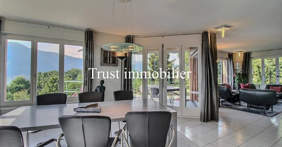 6002. Maison lumineuse avec vue panoramique sur les montagnes – photo 8 sur 13