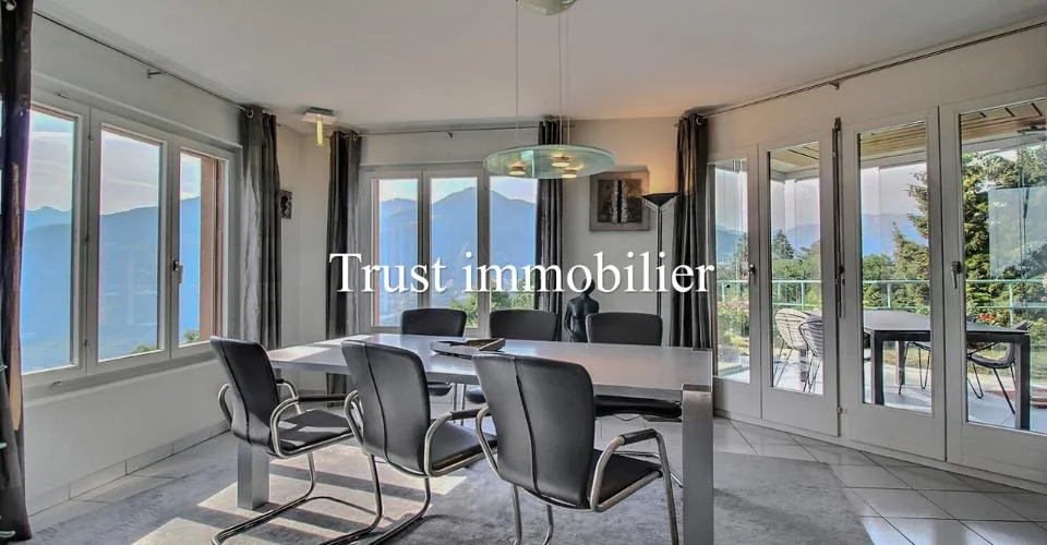 6002. Maison lumineuse avec vue panoramique sur les montagnes – photo 4 sur 13