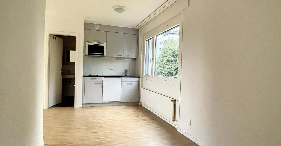 STUDIO au 2ème étage – foto 2 di 7