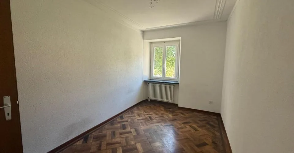 Sonvilier, magnifique appartement de 2.5 pièces au rez avec balcon – photo 3 sur 6