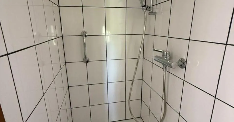 Sonvilier, magnifique appartement de 2.5 pièces au rez avec balcon – photo 5 sur 6