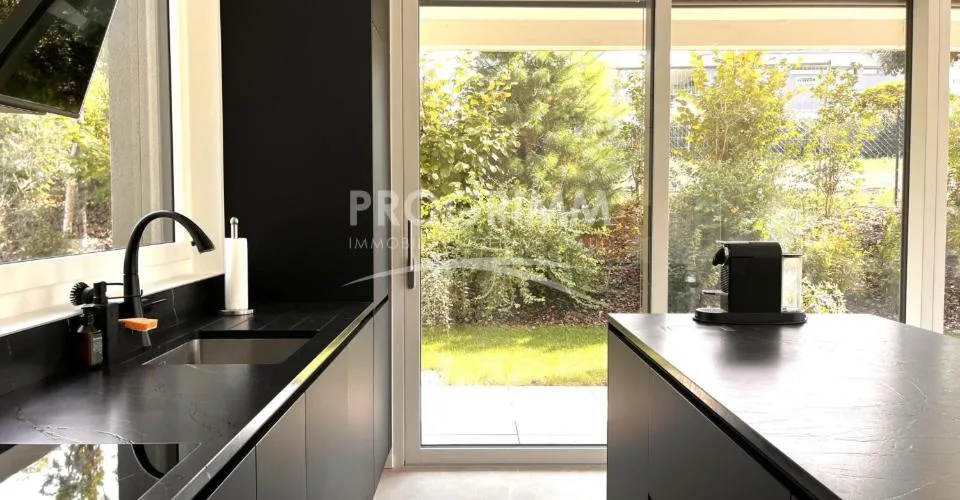 Superbo appartamento arredato al piano giardino – foto 13 di 18