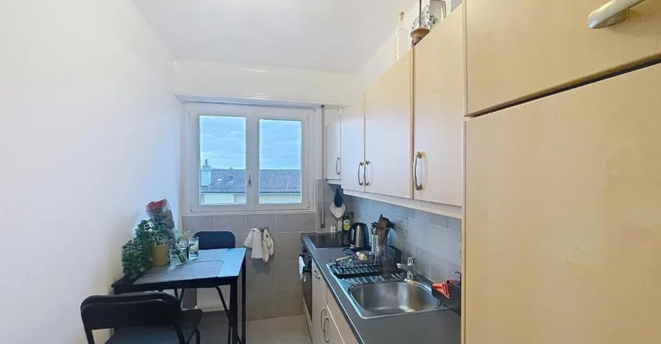Bel appartement de 2,5 pièces à Lausanne – Foto 3 von 7