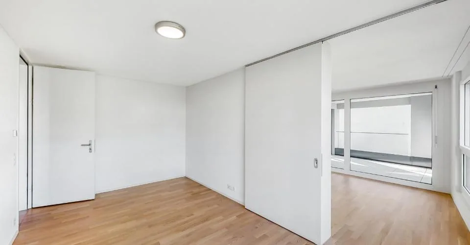 Residenza Laville: moderno, grandi vetrate e terrazzo coperto – foto 6 di 11